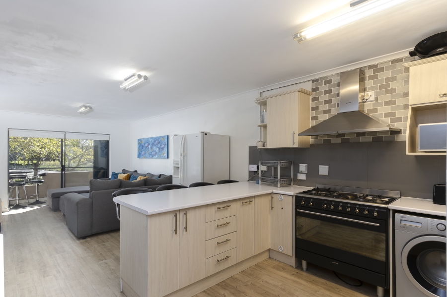 3 Bedroom Property for Sale in Somerset West Mall Triangle Western Cape